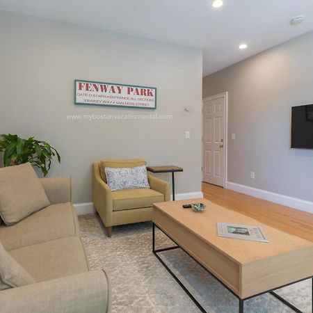 Sunny Convenient Home W/ Private Patio! Easy Walk To Everything! Boston Exteriér fotografie