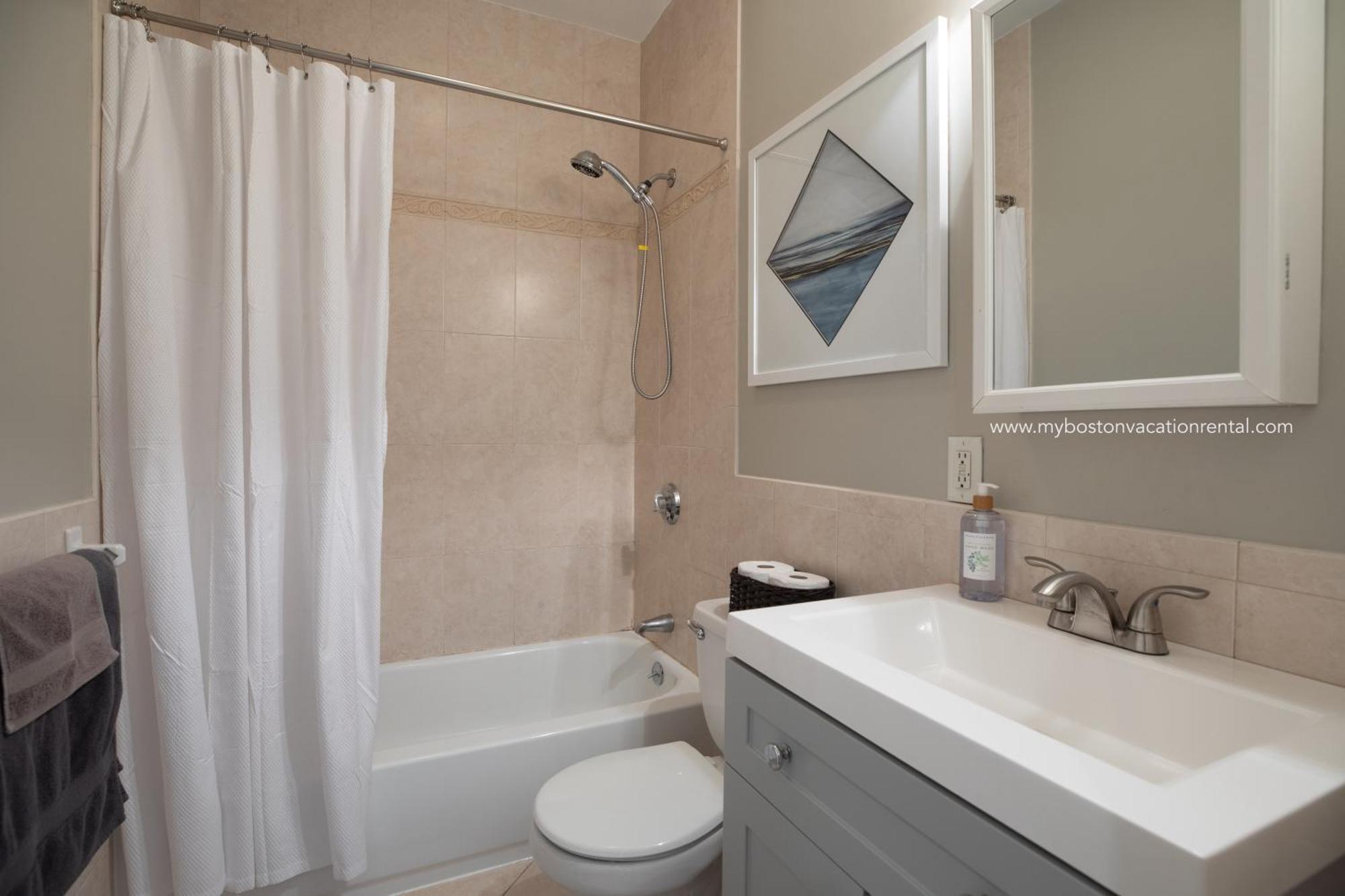 Sunny Convenient Home W/ Private Patio! Easy Walk To Everything! Boston Exteriér fotografie